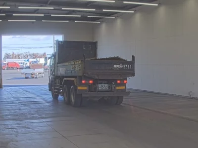 Nissan TRUCK  с аукциона в Японии