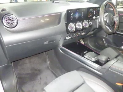 Mercedes-Benz GLA CLASS  с аукциона в Японии