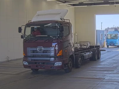 Hino PROFIA  с аукциона в Японии