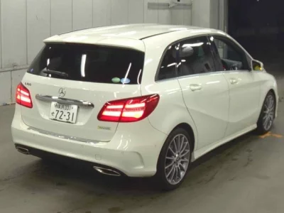 Mercedes-Benz B CLASS