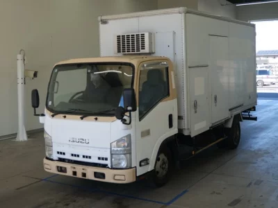 Isuzu ELF