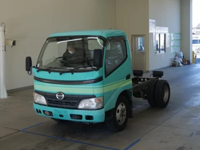 Hino DUTRO  с аукциона в Японии