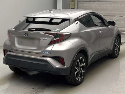 Toyota C-HR  с аукциона в Японии