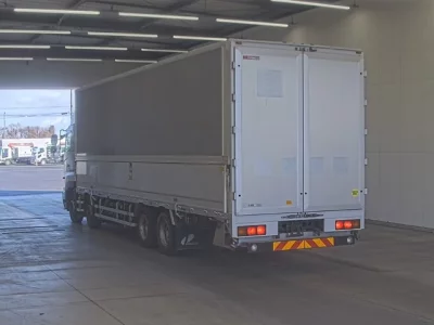 Hino PROFIA  с аукциона в Японии