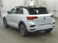 Volkswagen T-ROC лот № 627 оценка 4.5  с аукциона в Японии 4