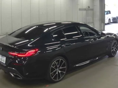 BMW 8-Series