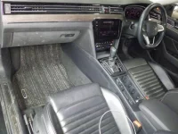 Volkswagen PASSAT VARIANT лот № 641 оценка 4  с аукциона в Японии 2