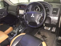 Mitsubishi PAJERO лот № 5525 оценка 3.5  с аукциона в Японии 2