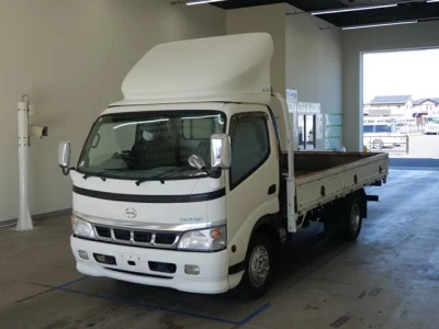 Hino DUTRO  с аукциона в Японии