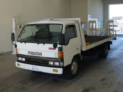 Mazda TITAN  с аукциона в Японии