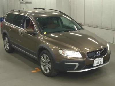 Volvo XC70  с аукциона в Японии