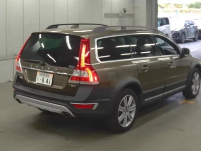 Volvo XC70  с аукциона в Японии