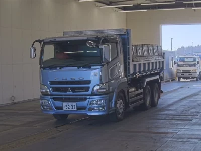 Mitsubishi SUPER GREAT  с аукциона в Японии