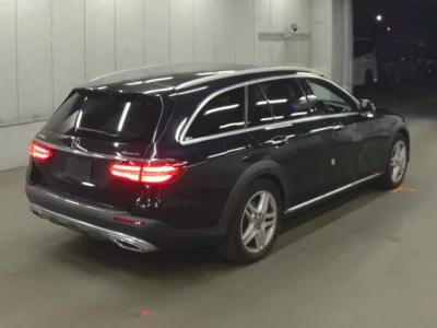 Mercedes-Benz E CLASS WAGON  с аукциона в Японии