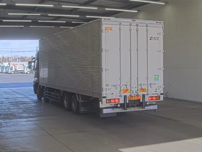 Mitsubishi SUPER GREAT  с аукциона в Японии