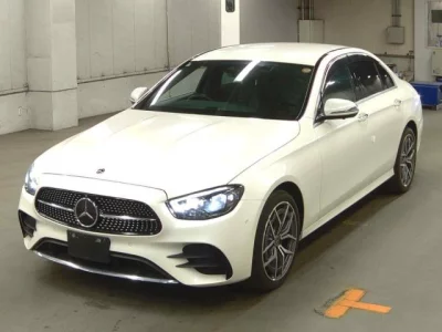 Mercedes-Benz E CLASS  с аукциона в Японии