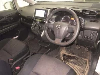 Toyota WISH лот № 5647 оценка 3.5  с аукциона в Японии 2