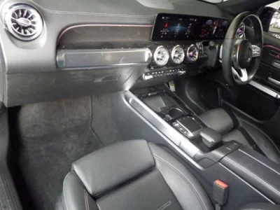 Mercedes-Benz GLB  с аукциона в Японии