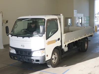 Hino DUTRO