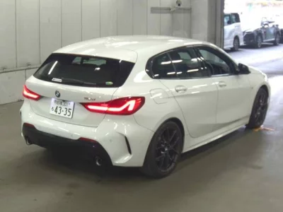 BMW 1-Series  с аукциона в Японии