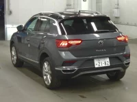 Volkswagen T-ROC лот № 728 оценка 4.5  с аукциона в Японии 4