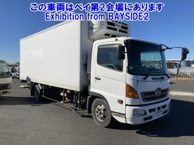 Hino TRUCK