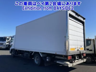 Hino TRUCK