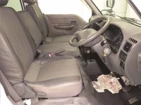 Nissan VANETTE VAN лот № 2403 оценка 3.5  с аукциона в Японии 4