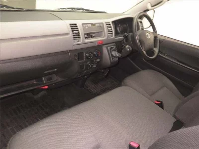 Toyota HIACE VAN  с аукциона в Японии