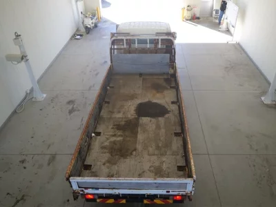 Hino DUTRO  с аукциона в Японии