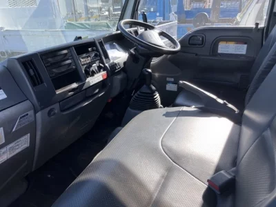 Isuzu ELF  с аукциона в Японии