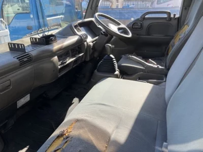 Isuzu ELF  с аукциона в Японии