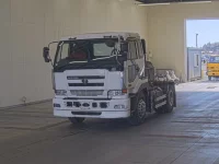 Nissan TRUCK лот № 4657 оценка 3  с аукциона в Японии 2