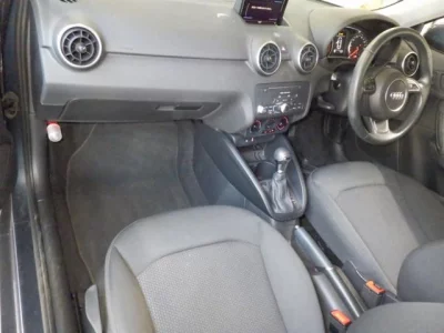 Audi A1  с аукциона в Японии