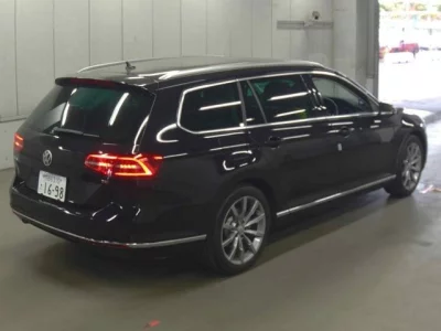 Volkswagen PASSAT VARIANT