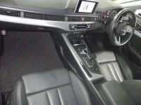 Audi A4 лот № 811 оценка 4.5  с аукциона в Японии 2