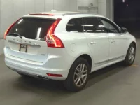 Volvo XC60 лот № 817 оценка 3.5  с аукциона в Японии 1