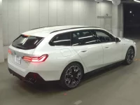 BMW 5-Series лот № 838 оценка 5  с аукциона в Японии 1