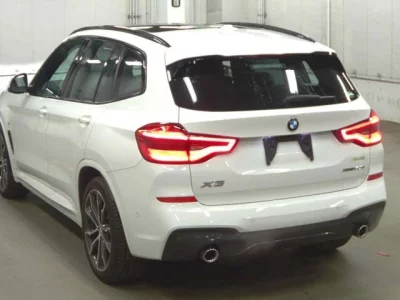 BMW X3  с аукциона в Японии