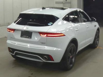 Jaguar E-PACE  с аукциона в Японии