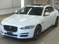 Jaguar XE лот № 101 оценка 4  с аукциона в Японии 3