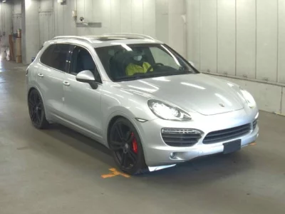 Porsche CAYENNE  с аукциона в Японии