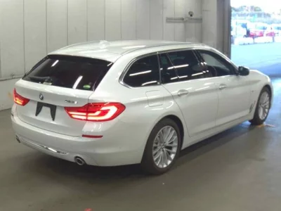 BMW 5-Series  с аукциона в Японии