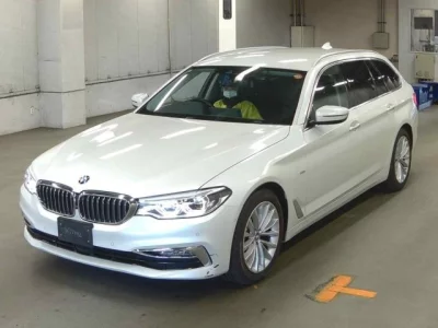 BMW 5-Series  с аукциона в Японии