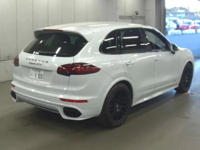 Porsche CAYENNE  с аукциона в Японии