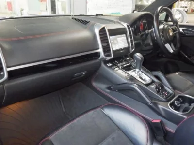 Porsche CAYENNE  с аукциона в Японии