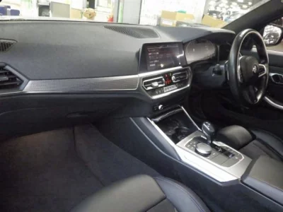 BMW 3-Series  с аукциона в Японии