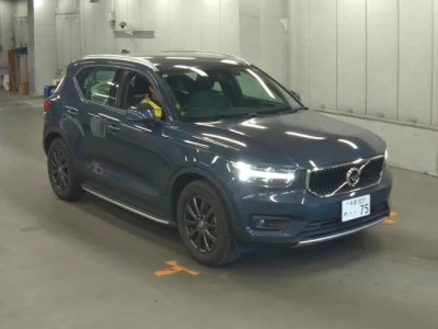 Volvo XC40  с аукциона в Японии