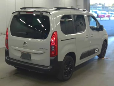 Citroen Berlingo  с аукциона в Японии