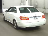 Mercedes-Benz E CLASS лот № 165 оценка 4.5  с аукциона в Японии 4